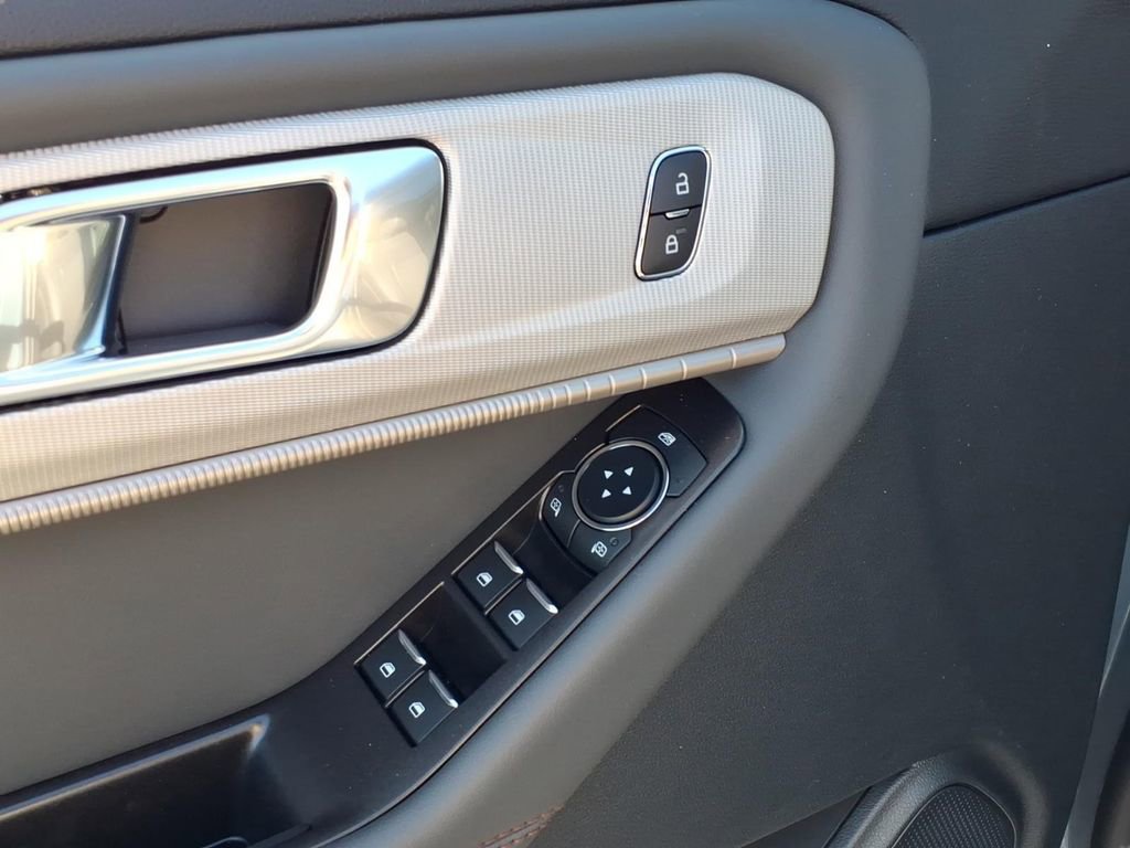 New 2026 Ford Explorer Active image 16
