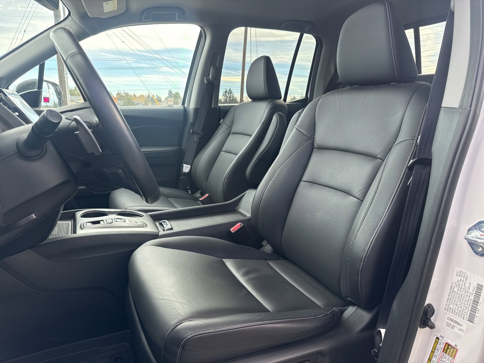 Used 2023 Honda Ridgeline RTL-E image 9