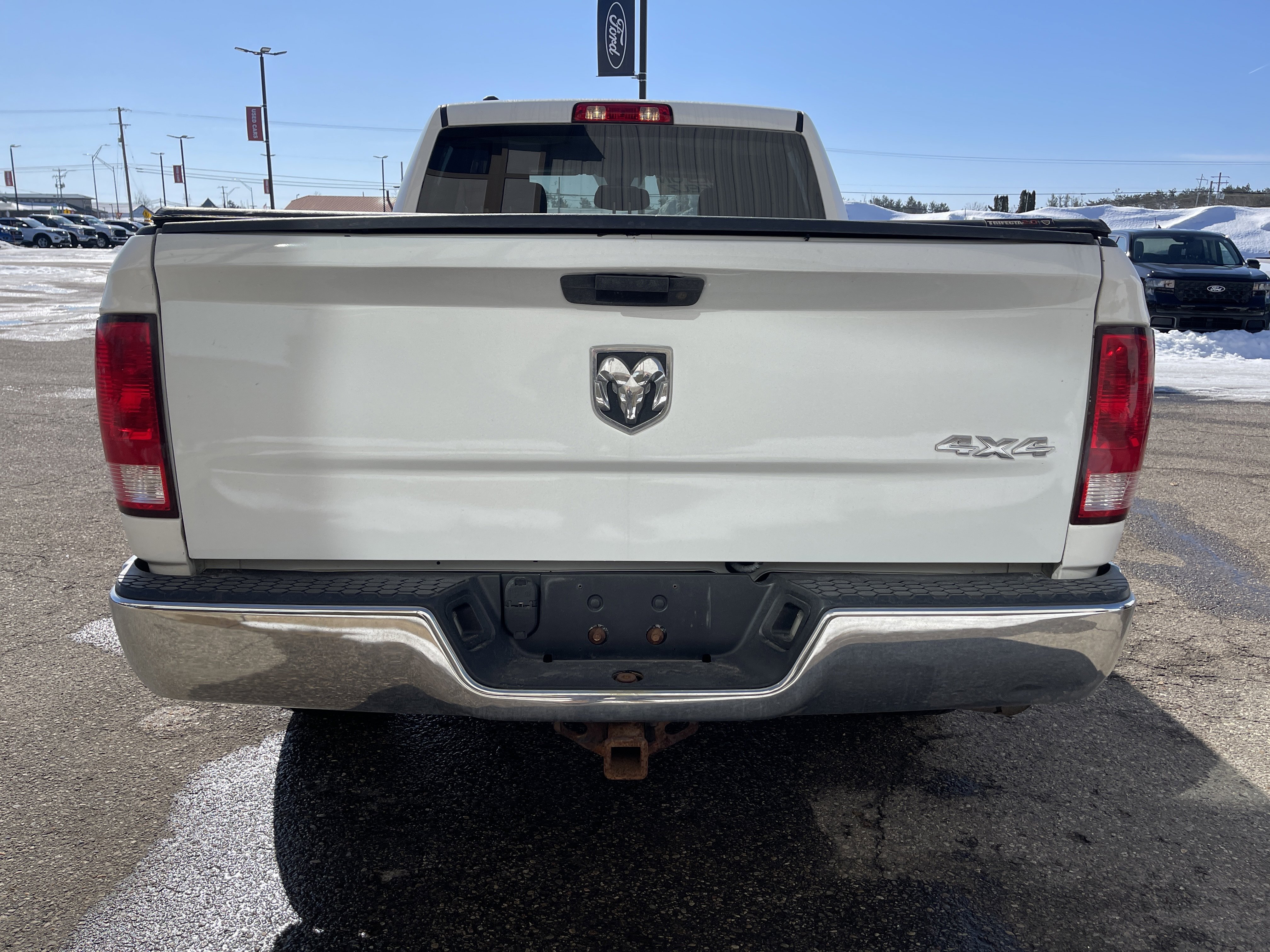 Used 2018 RAM 1500 ST w/ SXT Appearance Group image 4