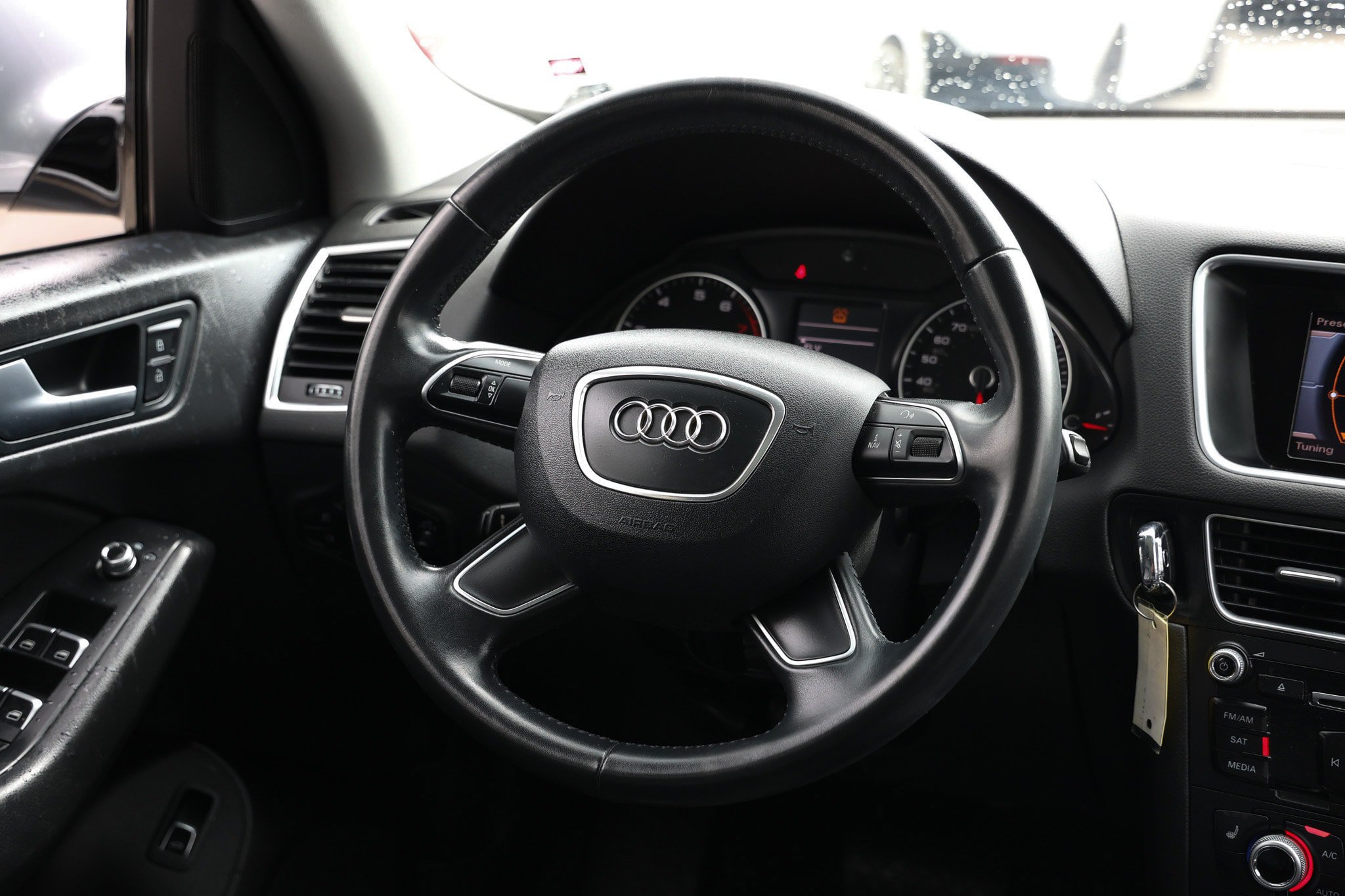 Used 2017 Audi Q5 2.0T Premium AWD/4WD image 32