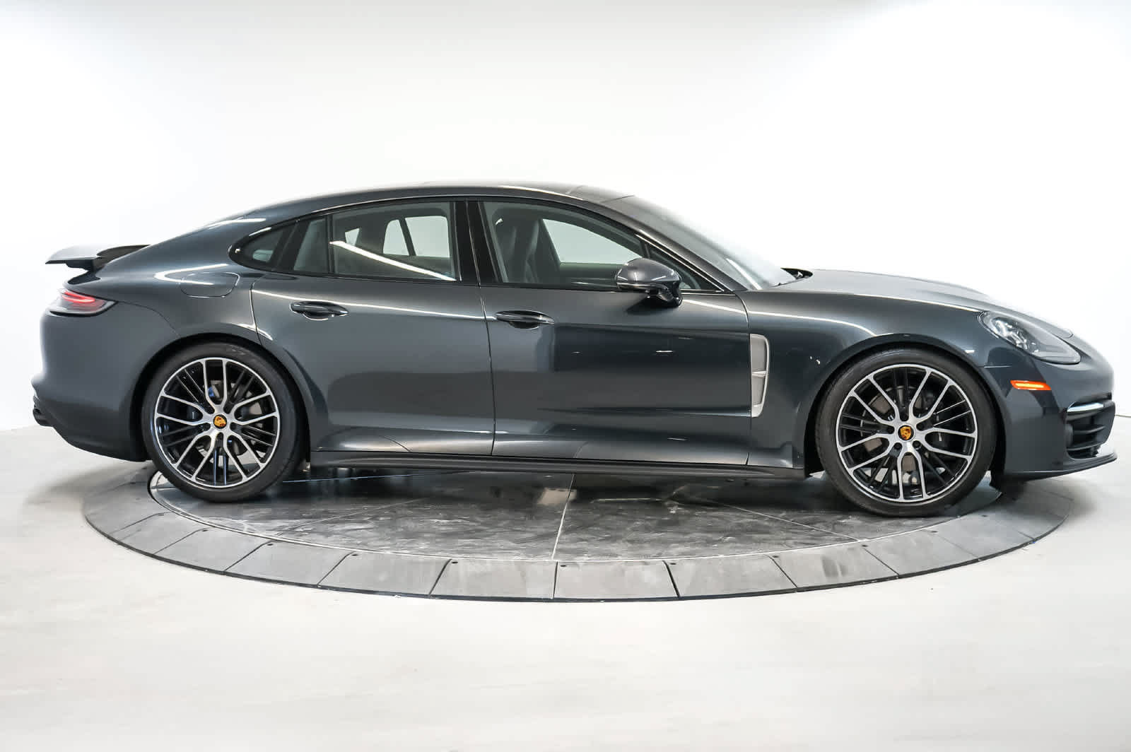 Certified 2023 Porsche Panamera Platinum Edition RWD image 8