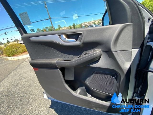 Used 2020 Ford Escape SE AWD/4WD image 32