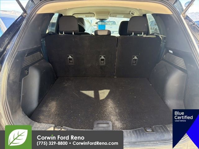 Used 2020 Ford Escape SE image 21