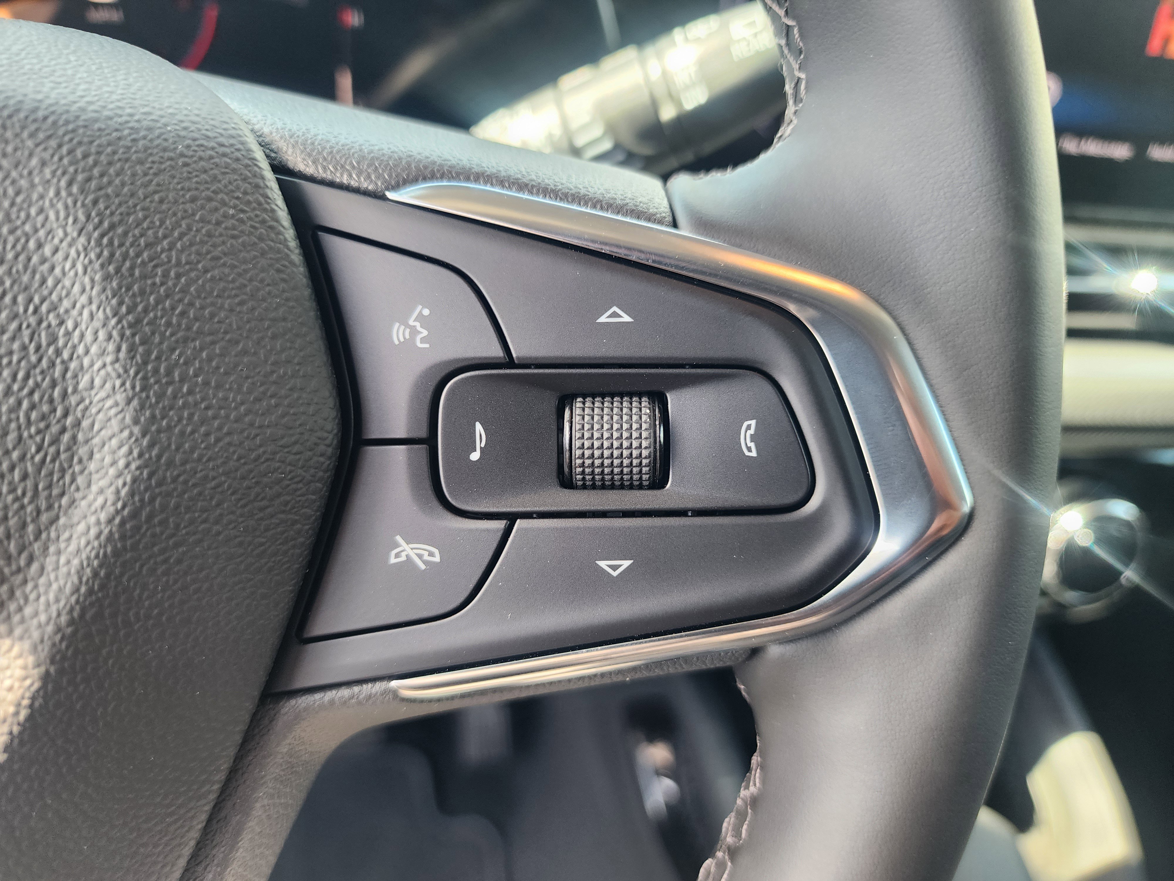 New 2025 Chevrolet TrailBlazer LT w/ Convenience Package image 28