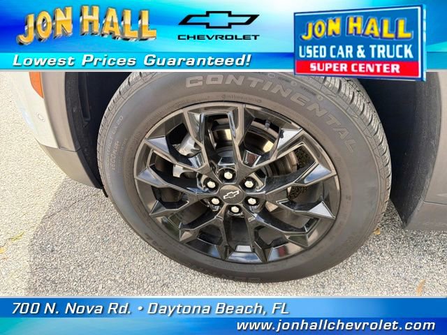 Used 2024 Chevrolet Traverse LT w/ Enhanced Driving Package image 16