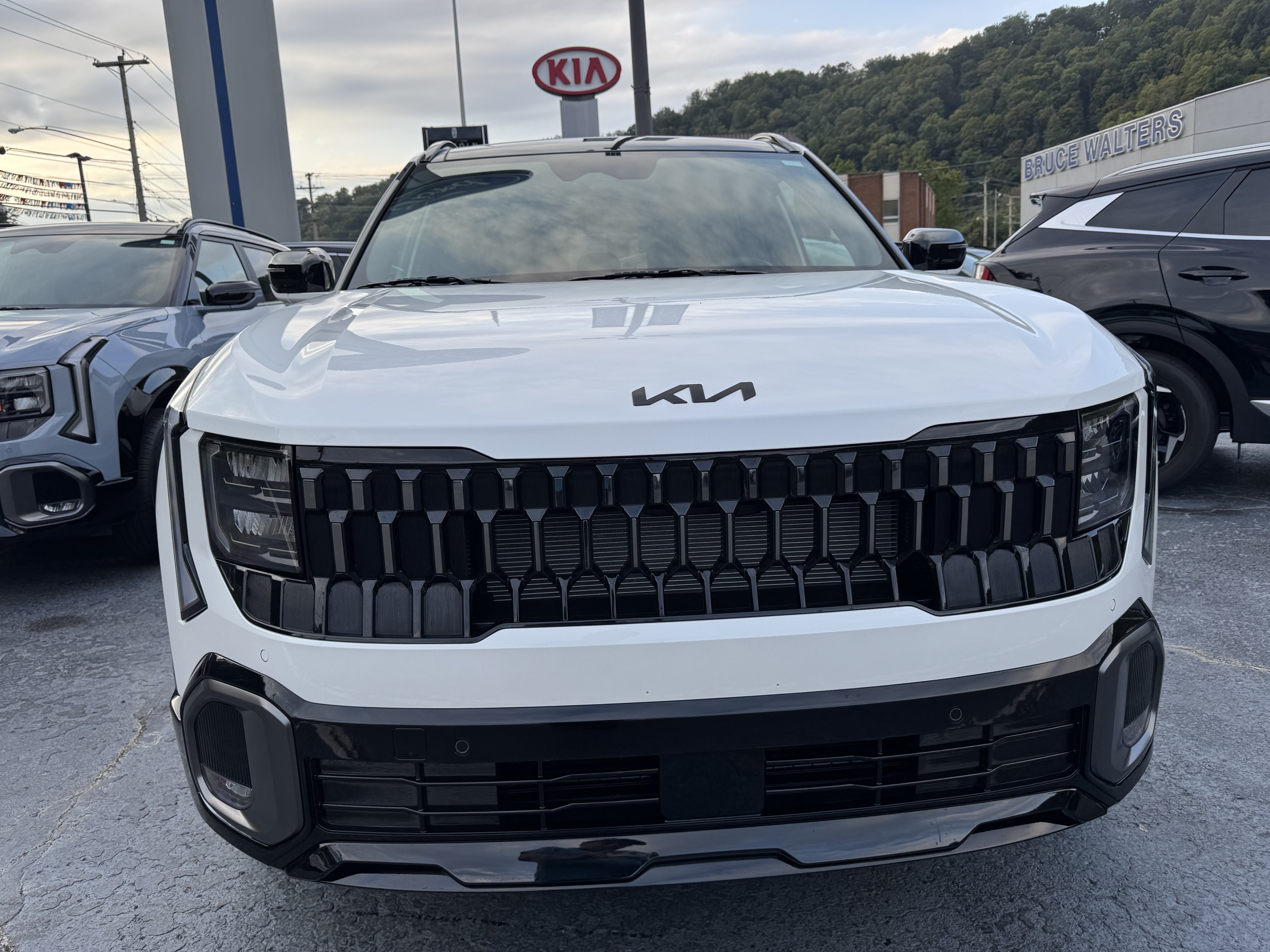 New 2027 Kia Seltos X-Line S AWD/4WD image 2