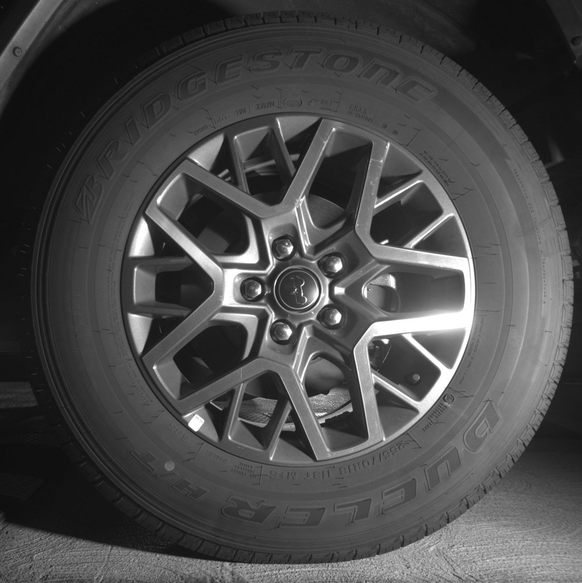 Used 2025 Jeep Wrangler Sahara image 14