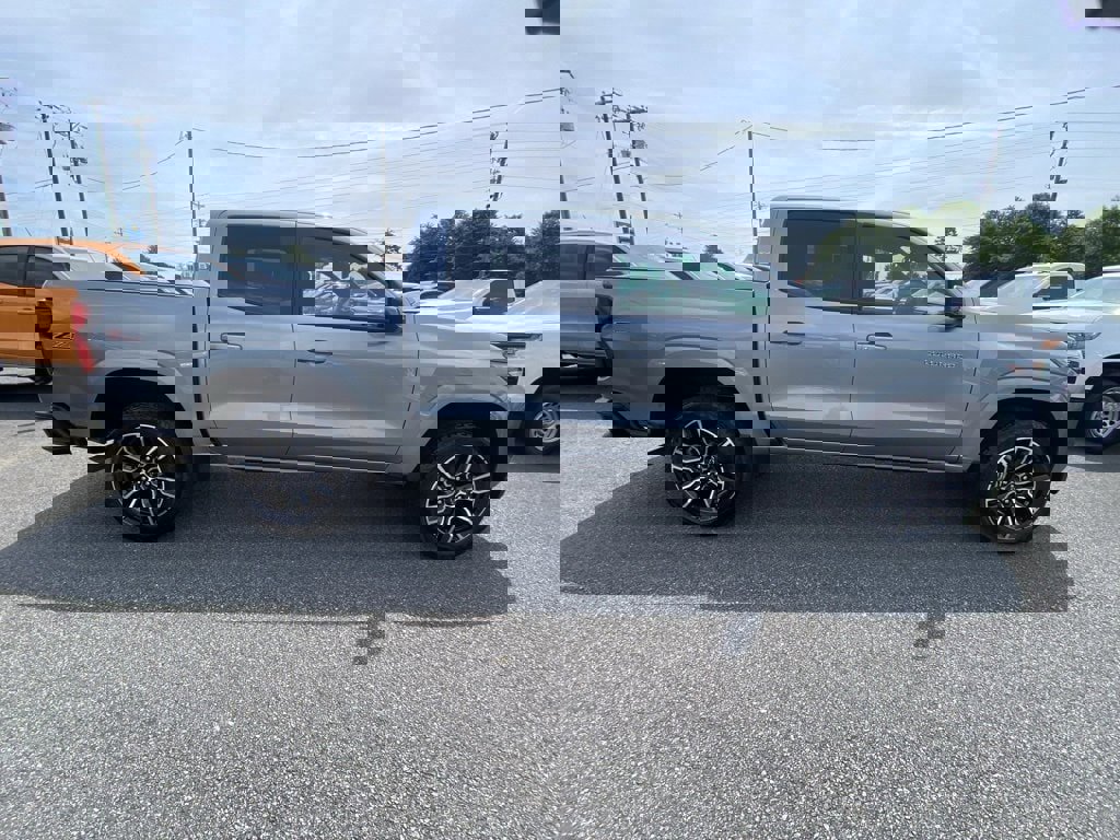 New 2025 Chevrolet Colorado Z71 image 6