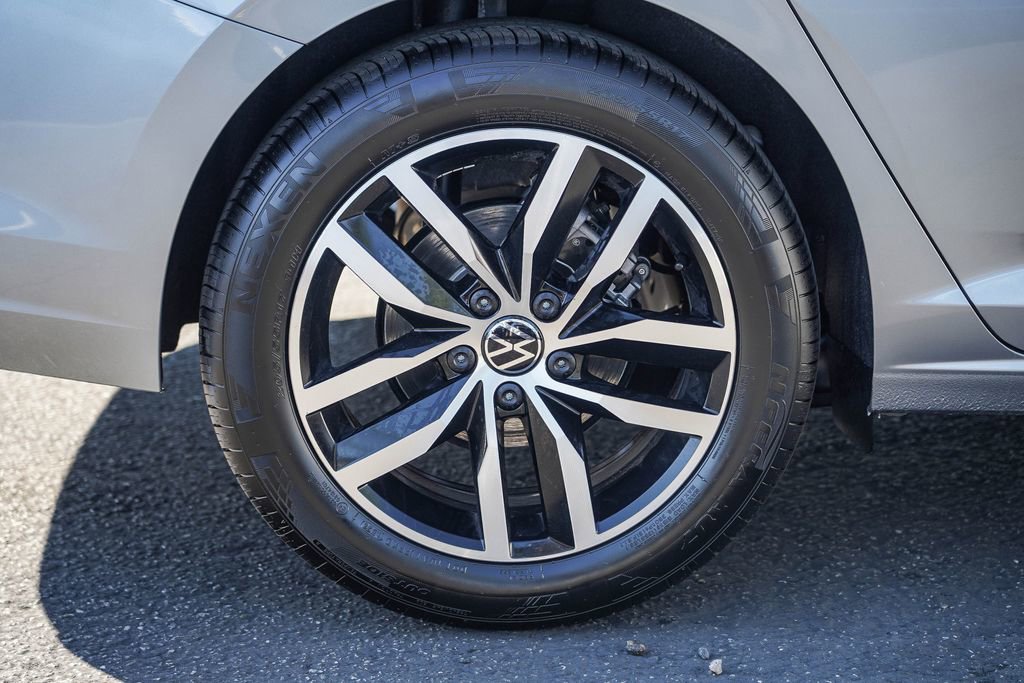 New 2026 Volkswagen Jetta SE image 11