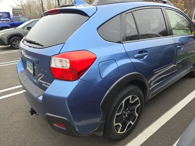 Used 2017 Subaru Crosstrek 2.0i Premium image 9