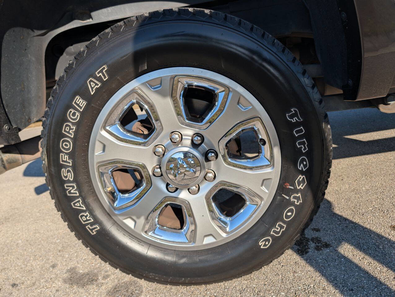 Used 2016 RAM 2500 Laramie w/ Convenience Group image 33