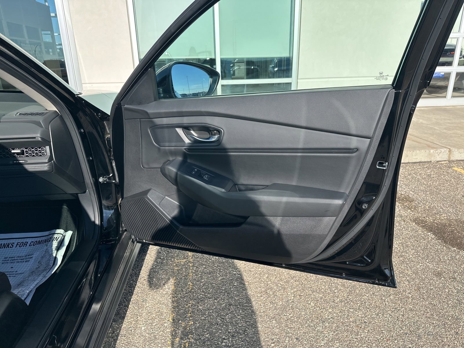 Used 2025 Honda Accord SE image 31