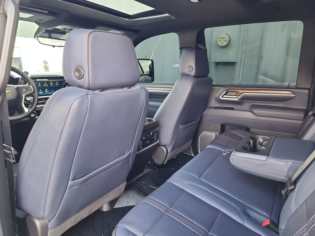 Used 2026 Chevrolet Silverado 3500 High Country w/ High Country Premium Package image 44