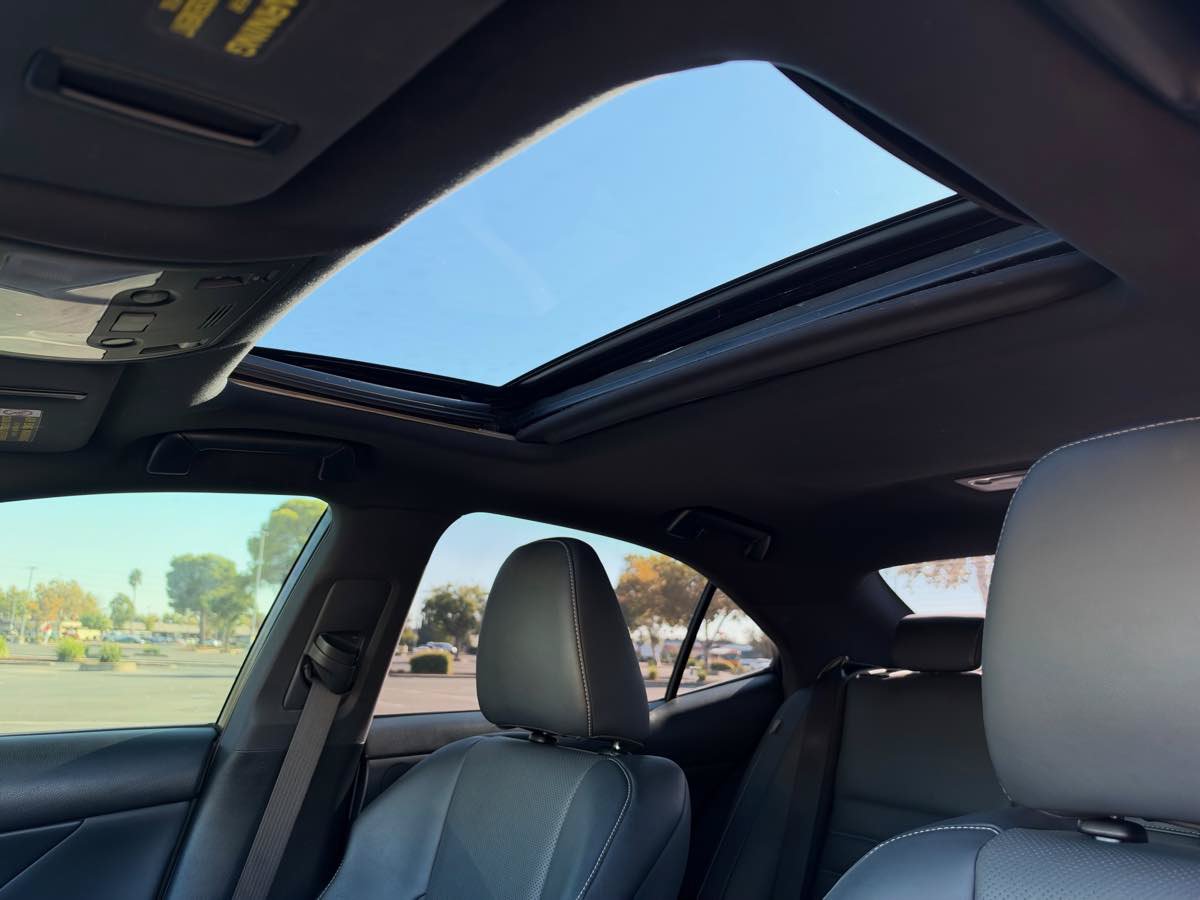 Used 2014 Lexus IS 350 w/ F Sport Package RWD image 12