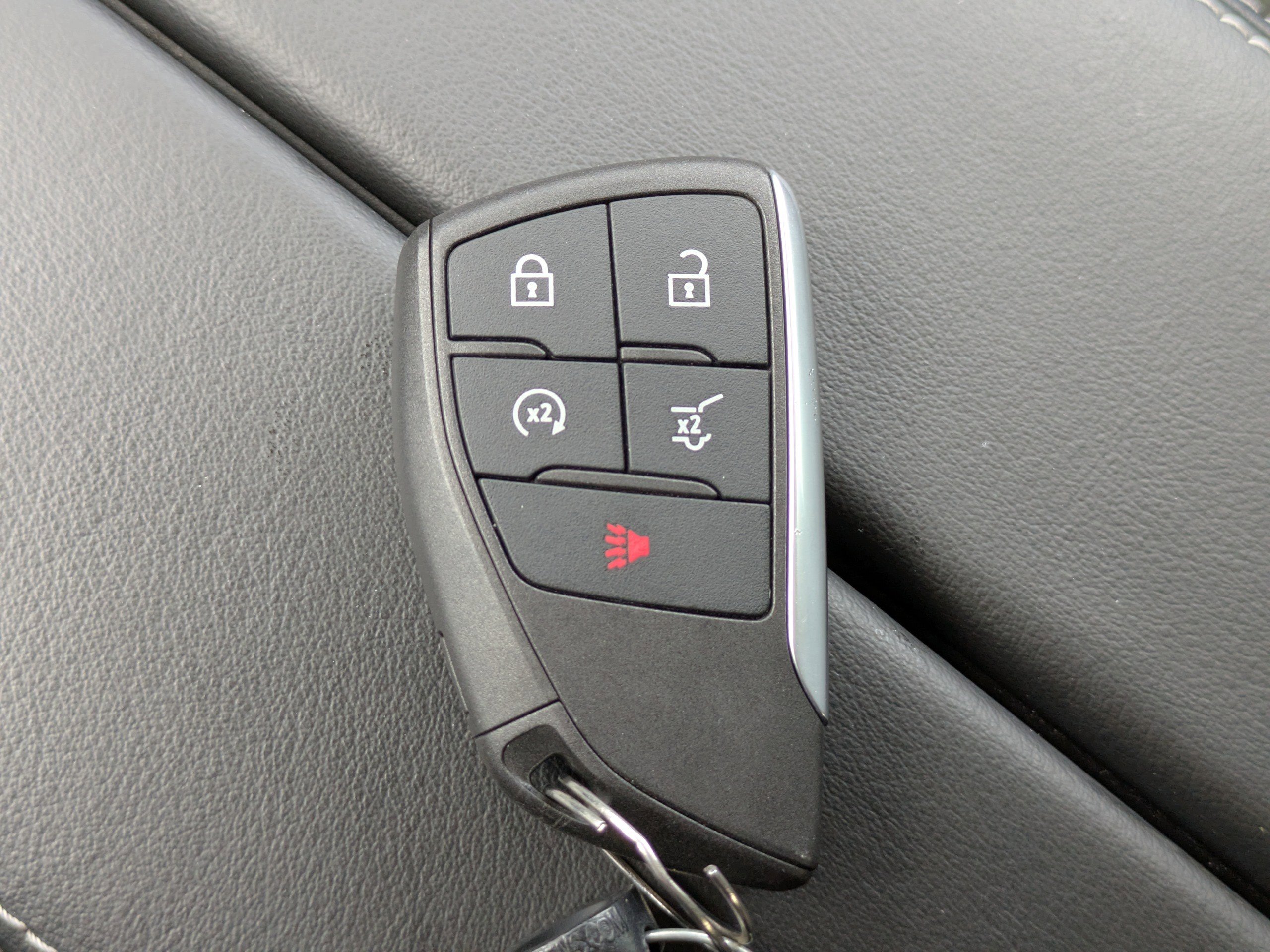 Used 2022 Buick Envision Essence w/ Technology Package I image 35