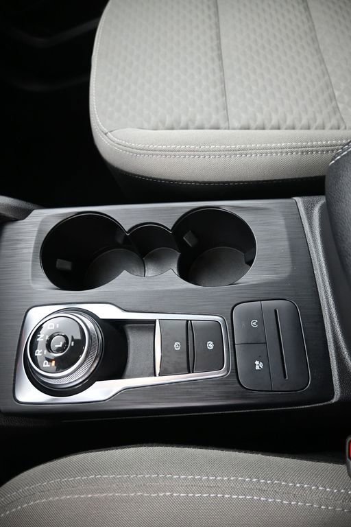 Used 2022 Ford Escape SE w/ Convenience Package image 21