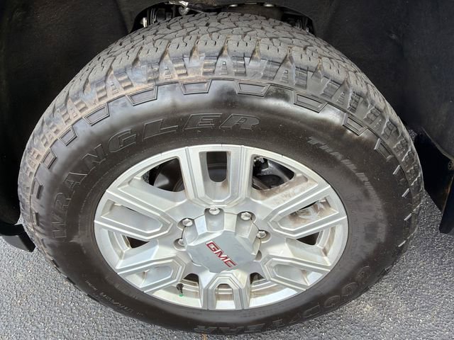 Used 2024 GMC Sierra 2500 SLE w/ SLE Value Package; AWD/4WD image 11