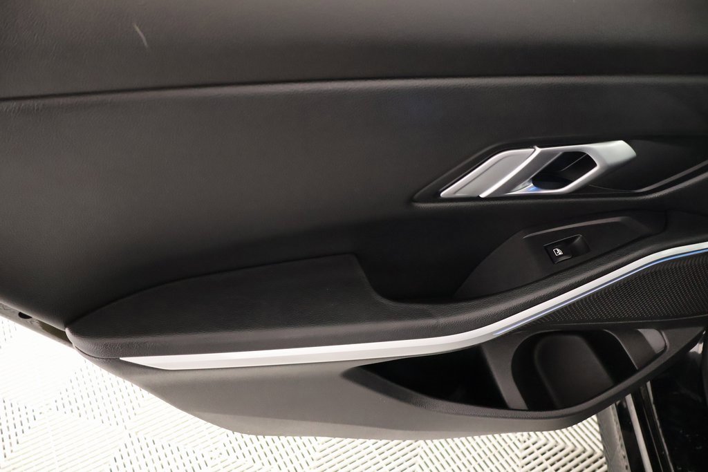 Used 2023 BMW 330i xDrive Sedan w/ Premium Package image 19