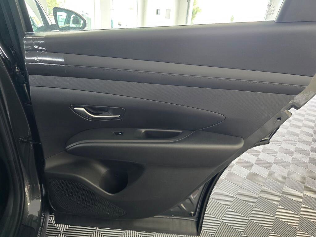 New 2026 Hyundai Tucson Blue SE image 39