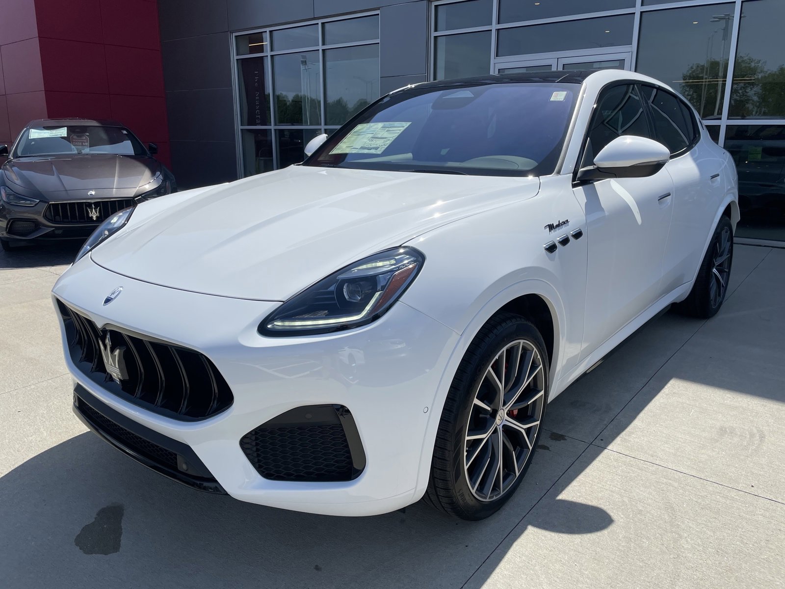 New 2024 Maserati Grecale Modena image 4