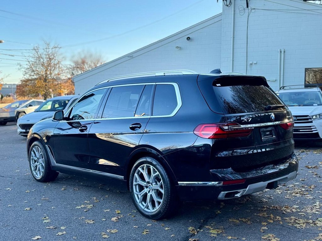 Used 2022 BMW X7 xDrive40i w/ Premium Package image 4