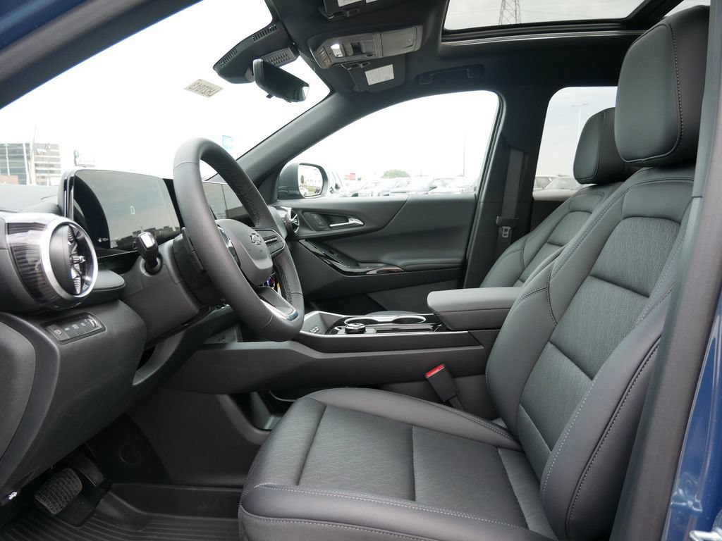 New 2027 Chevrolet Equinox LT w/ Convenience Package II AWD/4WD image 14