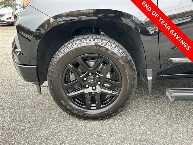 Used 2024 Chevrolet Silverado 1500 High Country w/ Midnight Edition image 11