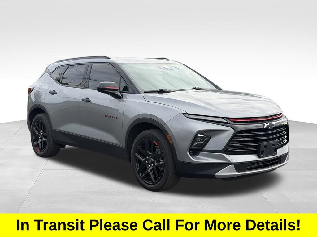 Used 2023 Chevrolet Blazer LT w/ Convenience Package AWD/4WD image 3