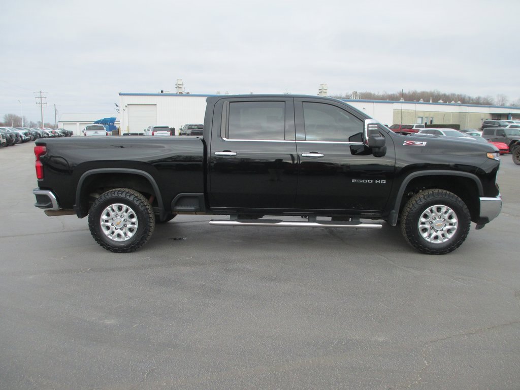 Certified 2024 Chevrolet Silverado 2500 LTZ w/ LTZ Convenience Package image 4