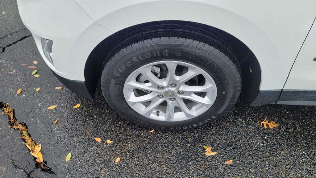 Used 2021 Chevrolet Equinox LS image 6