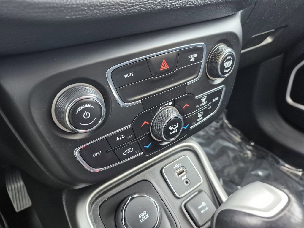 Used 2019 Jeep Compass Latitude w/ Popular Equipment Group image 22