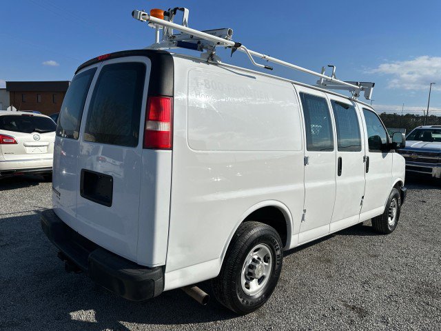Used 2012 Chevrolet Express 2500 image 7
