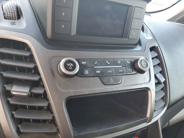 Used 2022 Ford Transit Connect XL image 16
