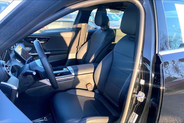 Used 2025 Mercedes-Benz C 300 4MATIC Sedan image 6