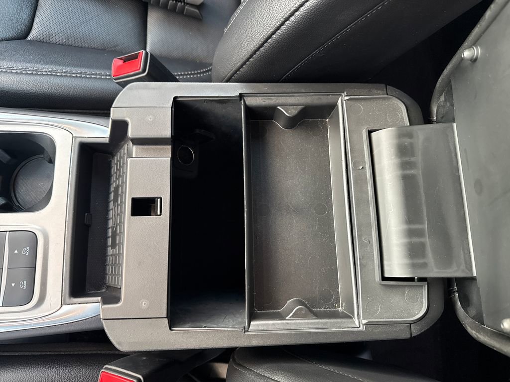 Used 2023 Ford Explorer Limited w/ Equipment Group 301A image 27