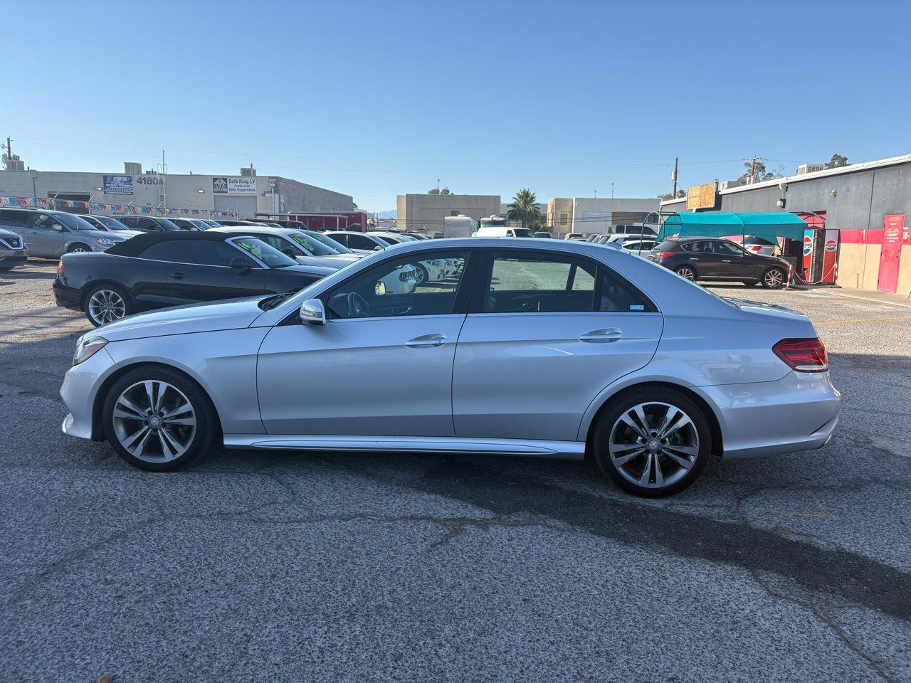 Used 2016 Mercedes-Benz E 350 Sedan w/ Premium Package image 3