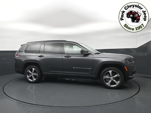Used 2025 Jeep Grand Cherokee L Limited w/ Luxury Tech Group II AWD/4WD image 6