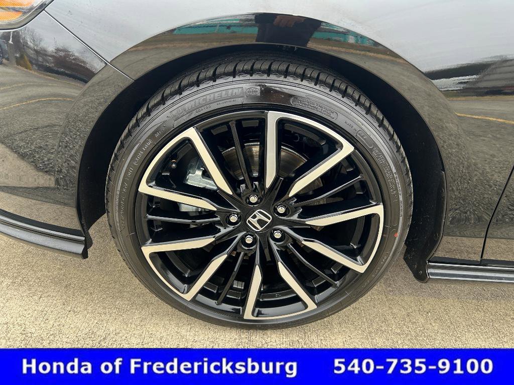 Certified 2025 Honda Accord Touring image 37