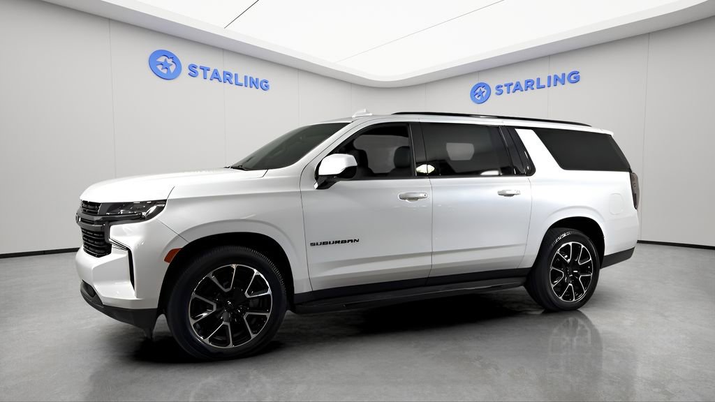 Used 2021 Chevrolet Suburban RST image 2