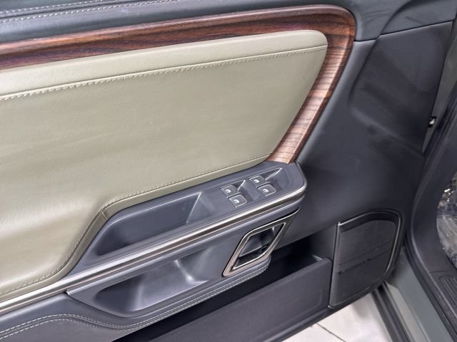 Used 2023 Rivian R1S Launch Edition AWD/4WD image 14