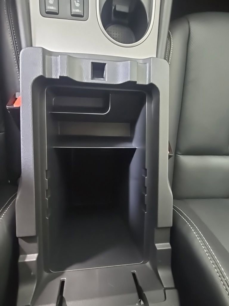 Used 2023 Nissan Murano SL w/ SL Moonroof Package image 24