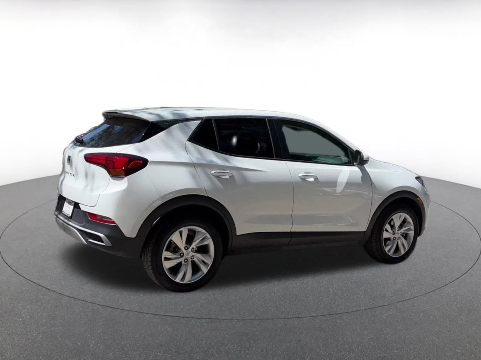 Used 2025 Buick Encore GX Preferred FWD image 15