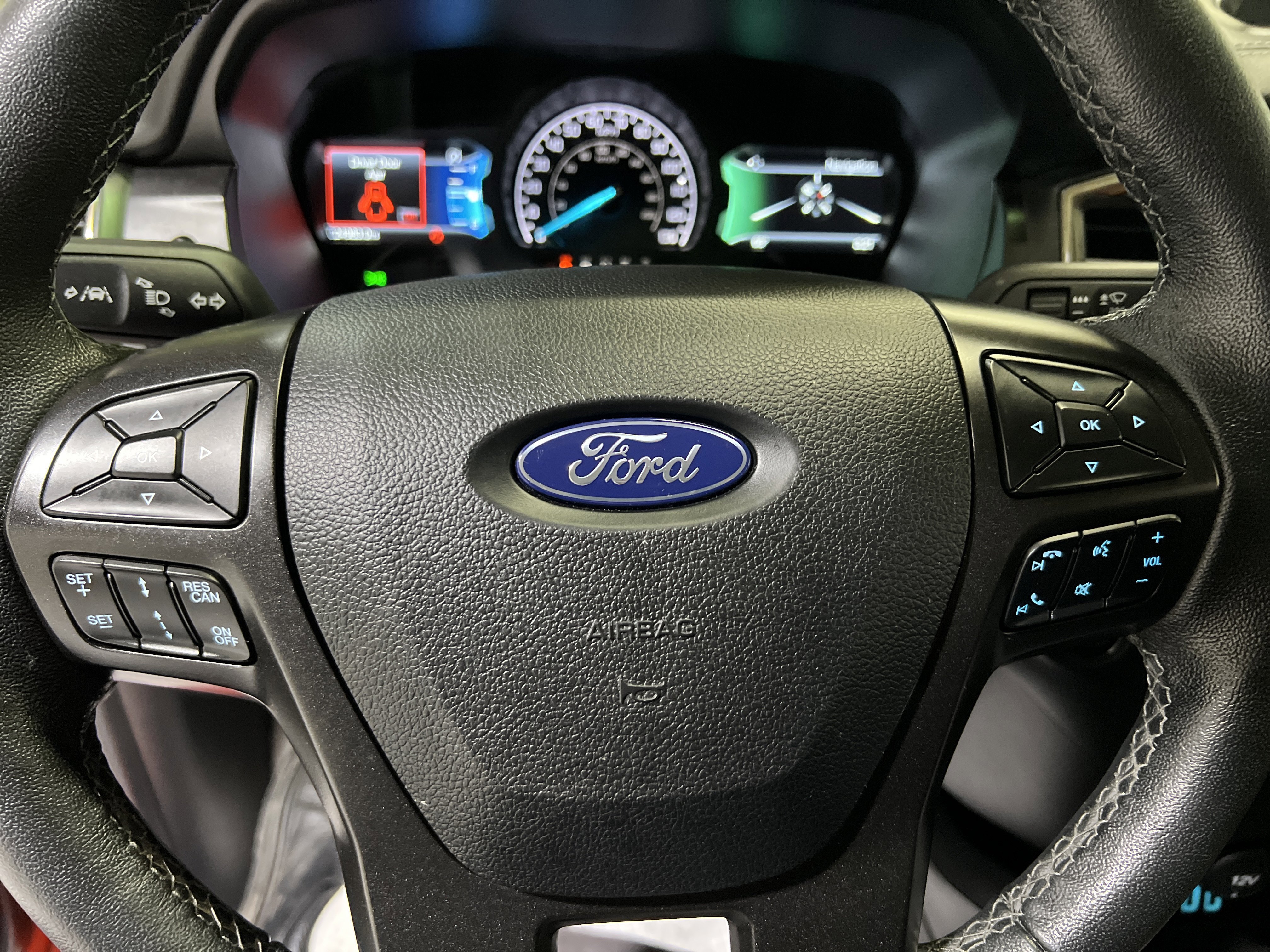 Used 2022 Ford Ranger Lariat w/ Tremor Off-Road Package image 22