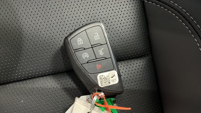 Used 2026 Buick Enclave Avenir AWD/4WD image 21