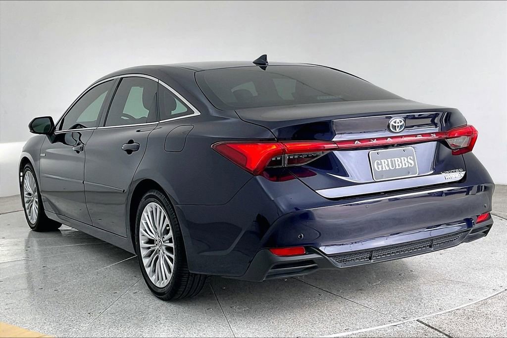 Used 2021 Toyota Avalon Limited w/ Advanced Safety Package image 16