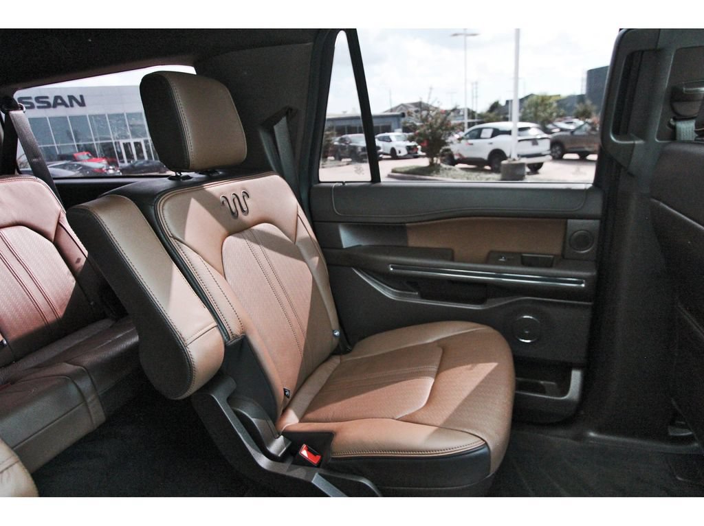 Used 2024 Ford Expedition Max King Ranch RWD image 12