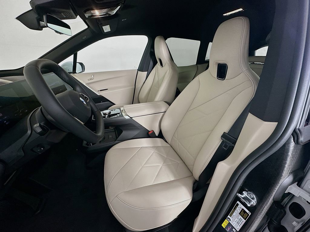 New 2026 BMW iX xDrive45 image 28