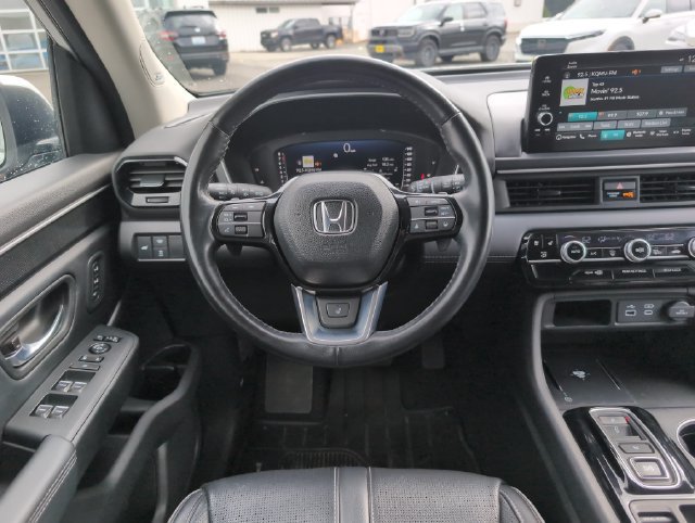 Certified 2024 Honda Pilot Elite image 19