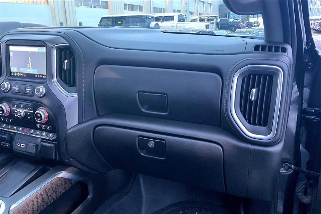 Used 2021 GMC Sierra 3500 Denali w/ Denali Ultimate Package image 17