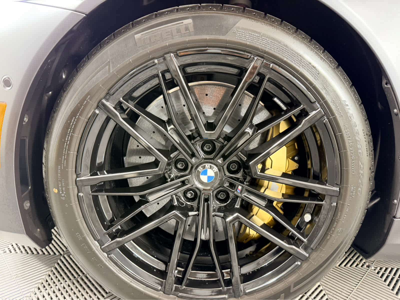 New 2027 BMW M5 Touring AWD/4WD image 10